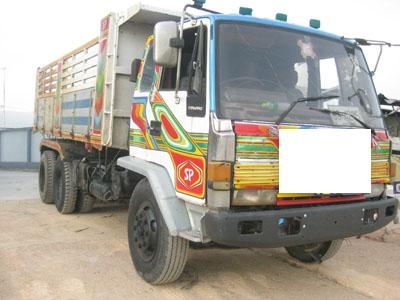 ขายสิบล้อเพลาเดียวดั้ม Isuzu JCM เครื่อง  6BG1 175 แรง โทร 0884501277