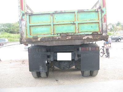 ขายสิบล้อเพลาเดียวดั้ม Isuzu JCM เครื่อง 6BG1 175 แรง โทร 0884501277 ขายสิบล้อเพลาเดียวดั้ม Isuzu JCM เครื่อง 6BG1 175 แรง โทร 0884501277