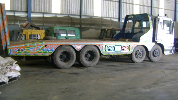 ต้องกรขายรถบรรทุก12ล้อ PROFIA