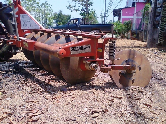 ขายด่วน..รถไถ KUBOTA L3408 เลขไมล์ 1,6xx ชั่วโมง รถสวยมี ใบดันหน้า ผาน 6 และจอบหมุน ตราช้าง รถมีทะเบียนครบ.