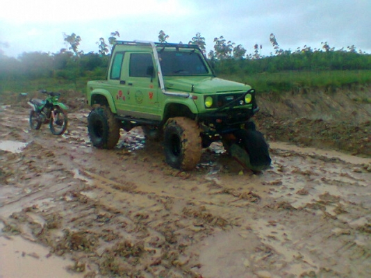 ขายรถจิ๊ป SUZUKI คาร์ริบเบี้ยน ปี 2536 เครื่อง TOYOTA 3S เกียร์ออโต้ ยังไม่ได้ติดแก็ส ทะเบียนพร้อม ราคา 250000