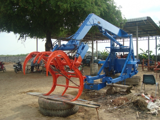 ชุดคีบอ้อยบูมเดี่ยวติดรถไถ