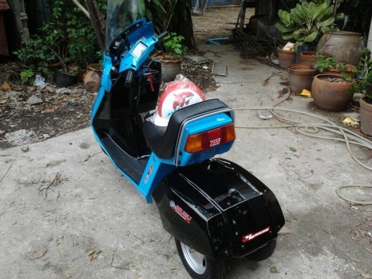 ขายรถป๊อบสามล้อ HONDA สีฟ้าดำ สวยสวย สีไหม่ทั้งคัน สภาพรถดีพร้อมใช้ อุปกรทั้งคัน ระบบไฟใช้ได้หมด สตาร์ดสองระบบ มือเท้า