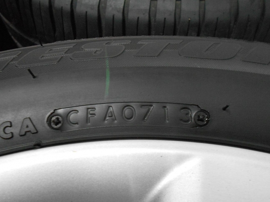 ขายล้อแม็ก toyota yaris ขอบ 15 พร้อมยางป้ายแดงปี 13/เทิร์นได้-ใส่ฟรีค่ะ ขายล้อแม็ก toyota yaris ขอบ 15 พร้อมยางป้ายแดงปี 13/เทิร์นได้-ใส่ฟรีค่ะ