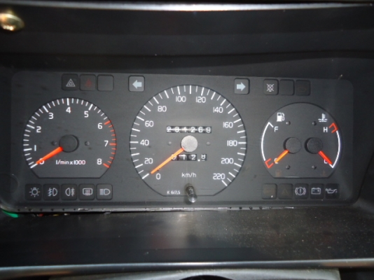 ขาย VOLVO 460 GLT ปี 37 เกียร์ธรรมดา มีระบบเซ็นทรัลล็อค เบรค ABS กระจกไฟฟ้า ขาย VOLVO 460 GLT ปี 37 เกียร์ธรรมดา มีระบบเซ็นทรัลล็อค เบรค ABS กระจกไฟฟ้า