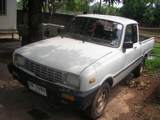 มาสด้า 5เกียร มีแอร ยางใหม่ ภาษีไม่ขาด พร้อมใช้งาน