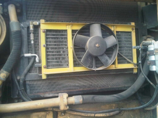 ขาย CAT320 REGA(791 ชม.รุ่นพิเศษจากญี่ปุ่น)