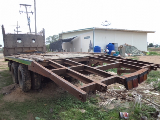 ขายรถ10ล้อ2เพลา พร้อมสโลว์5เกียร เป็นเทเลอร์เข็นแม็กโค120 สภาพพร้อมใช้