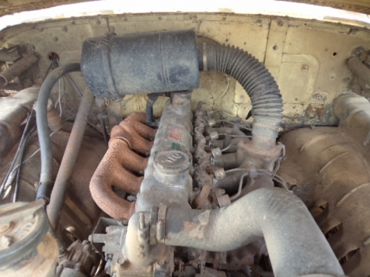 ขายรถ10ล้อ2เพลา พร้อมสโลว์5เกียร เป็นเทเลอร์เข็นแม็กโค120 สภาพพร้อมใช้