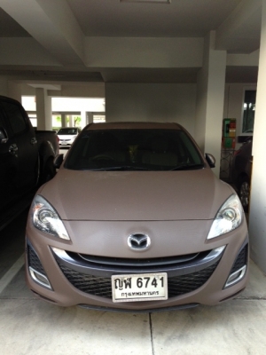 ขายมาสด้า3 ตัวท๊อป ปี20011 เกียร์ออโต้ หลังซันรูบ ลงเล่มสีน้ำเงินแต่ติดเคฟล่าสีน้ำตาลทั้งคัน