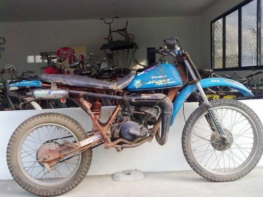 ขายทั้งคันหรืออยากได้อะไรลองดูครับ suzuki ts-100 วิบากNo-Bookเครื่องติดขี่ได้3900มีรูปครับ ขายทั้งคันหรืออยากได้อะไรลองดูครับ suzuki ts-100 วิบากNo-Bookเครื่องติดขี่ได้3900มีรูปครับ