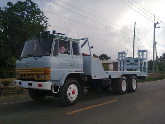 ขาย10ล้อ2ใหม่เทเลอร์หางพับไฮโดรลิก สนใจติดต่อ0876694752  083-1607924