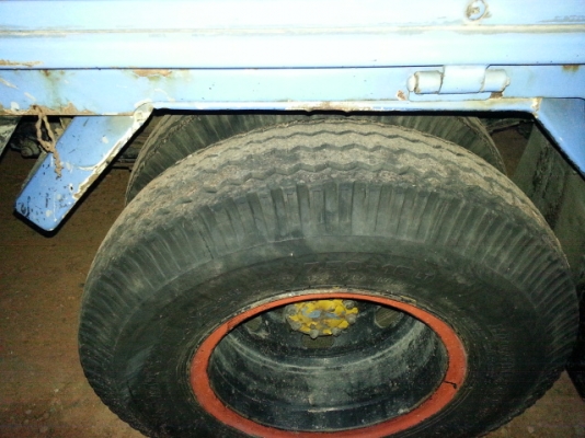 ขายด่วนหกล้อ NPR71L 135 แรงตู้แห้งยาว4.3เมตรสภาพพร้อมใชรถปี2548รีบจอง 0801515451 0811838154