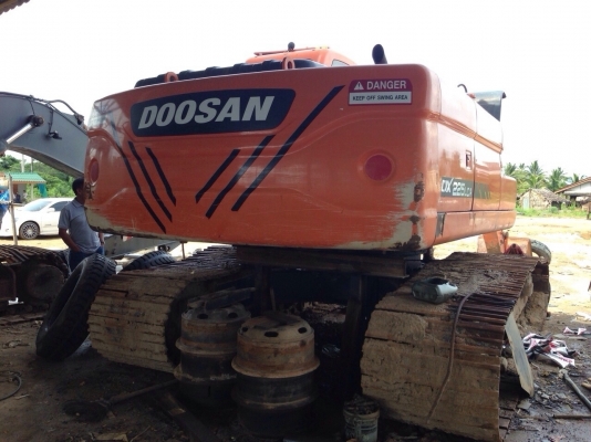 ขายด่วน DOOSAN DX 225 LCA สภาพสวยค่ะ 4000 ชม. ขายด่วน DOOSAN DX 225 LCA สภาพสวยค่ะ 4000 ชม.