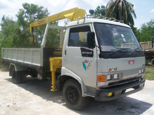 ขายถูกถูก 6 ล้อ ติดเครน HINO FC2W 120 แรงม้า รถห้างแท้ คันนี้สวยจัด  รถพร้อมใช้ เอกสารพร้อมโอน โทร 081-1841924