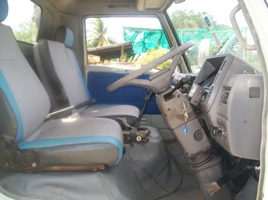 ขายถูกถูก 6 ล้อ ติดเครน HINO FC2W 120 แรงม้า รถห้างแท้ คันนี้สวยจัด  รถพร้อมใช้ เอกสารพร้อมโอน โทร 081-1841924