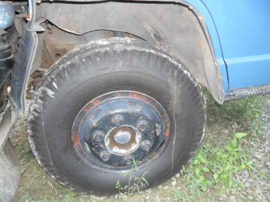 Isuzu NPR 115 Fหน้า Fหลัง คอกไม้สวย ยางปานกลางขึ้น ทะเบียนพร้อม ราคาต่อรองได้ Isuzu NPR 115 Fหน้า Fหลัง คอกไม้สวย ยางปานกลางขึ้น ทะเบียนพร้อม ราคาต่อรองได้