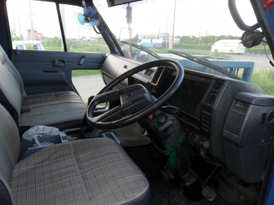 Isuzu NPR 115 Fหน้า Fหลัง คอกไม้สวย ยางปานกลางขึ้น ทะเบียนพร้อม ราคาต่อรองได้ Isuzu NPR 115 Fหน้า Fหลัง คอกไม้สวย ยางปานกลางขึ้น ทะเบียนพร้อม ราคาต่อรองได้