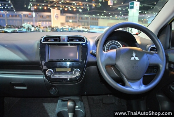 Mirage พิเศษสุดดาวน์  0\% หรือดอกเบี้ย 0\% ฟรีIPad Mini*พร้อม ประกันภัย