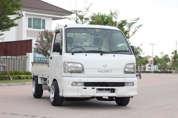 กระป้อญี่ปุ่น s200p หัวฉีด สวยๆ ประหยัดน้ำ คล่องตัว หาที่จอดง่าย