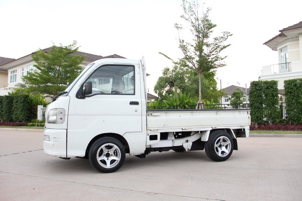 กระป้อญี่ปุ่น s200p หัวฉีด สวยๆ ประหยัดน้ำ คล่องตัว หาที่จอดง่าย