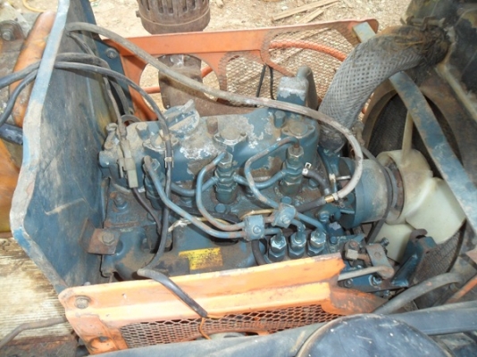 ขายแล้ว รถไถเล็ก รุ่น B7001E ของKUBOTA  คุณชาตรี  ดอนเจย์ดี รับไปตัดหญ้าในสวนครับ