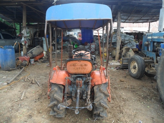 ขายแล้ว รถไถเล็ก รุ่น B7001E ของKUBOTA  คุณชาตรี  ดอนเจย์ดี รับไปตัดหญ้าในสวนครับ