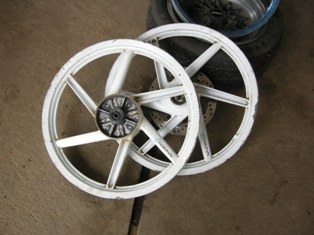 ล้อแม๊กเวฟ1คู้ YOKO พร้อมจานดิส17"  1500