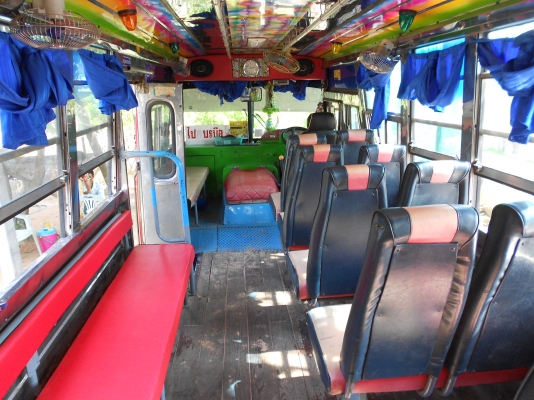 ขายรถหกล้อพร้อมใช้ สภาพงามมาก ขายรถหกล้อพร้อมใช้ สภาพงามมาก