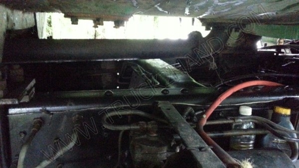 รถบรรทุก 10 ล้อบรรทุกน้ำ ยี่ห้อ ISUZU 195 แรงม้า