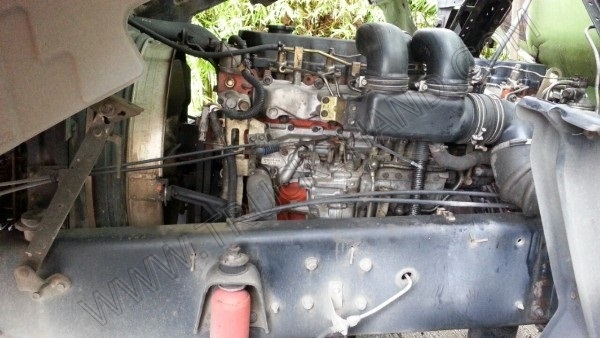 รถบรรทุก 10 ล้อบรรทุกน้ำ ยี่ห้อ ISUZU 195 แรงม้า