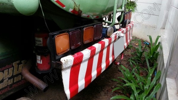 รถบรรทุก 10 ล้อบรรทุกน้ำ ยี่ห้อ ISUZU 195 แรงม้า