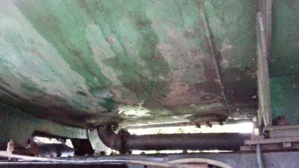 รถบรรทุก 10 ล้อบรรทุกน้ำ ยี่ห้อ ISUZU 195 แรงม้า