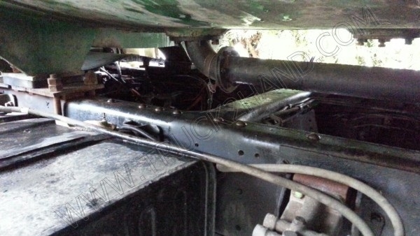 รถบรรทุก 10 ล้อบรรทุกน้ำ ยี่ห้อ ISUZU 195 แรงม้า