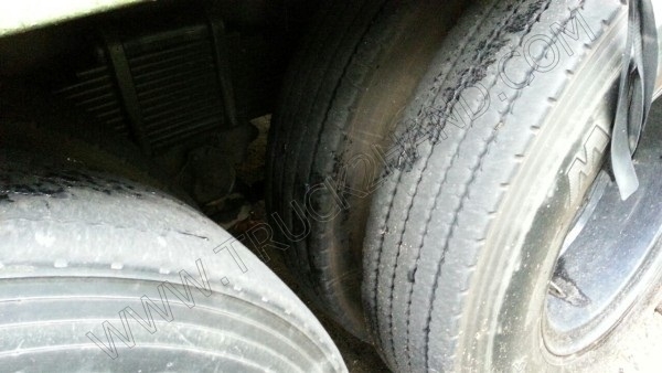 รถบรรทุก 10 ล้อบรรทุกน้ำ ยี่ห้อ ISUZU 195 แรงม้า