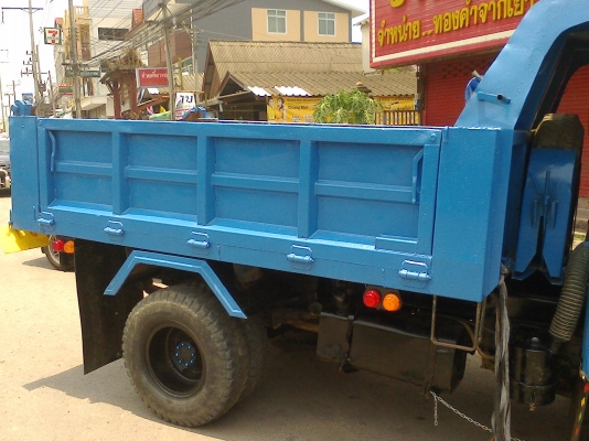 ขาย6ล้อดั้ม ISUZU มัดจำกลางอากาศ10000บาท จากเฮีย นิธิสรรค์