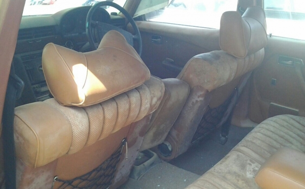 ขายBenze 280seขายตามสภาพครับ49000สนใจ0853647170