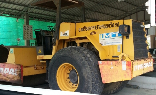 ขาย รถบด สั่นสะเทือน Dynapac ca 251