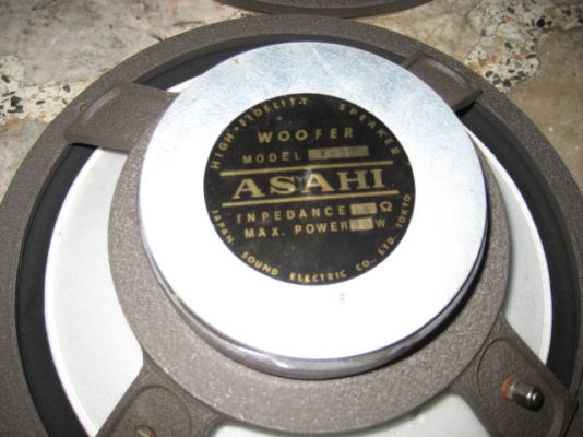 ขายเหมาลำโพงบ้าน 12นิ้วและ 4นิ้ว 1,800 รวม 8ดอก ถูกมาก