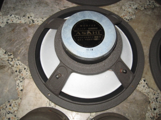 ขายเหมาลำโพงบ้าน japan 12นิ้วและ 4นิ้ว 1,800 รวม 8ดอก