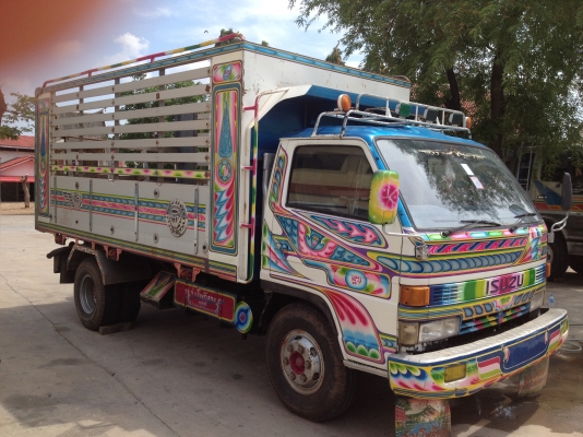 ขายรถ 6 ล้อ NPR