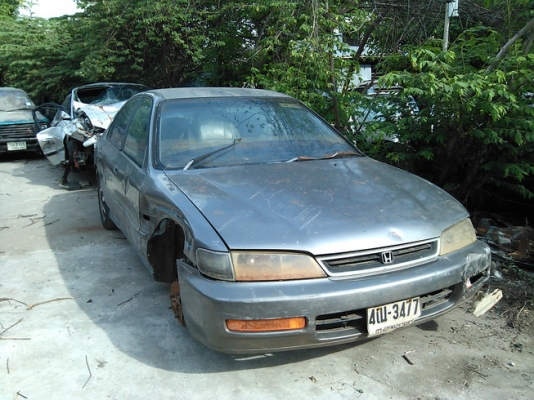 ขายซากHONDA_Accord/โฉมไฟท้ายสองก้อน รถจมน้ำ ขายทั้งซากครับ แยกชิ้นได้ครับ