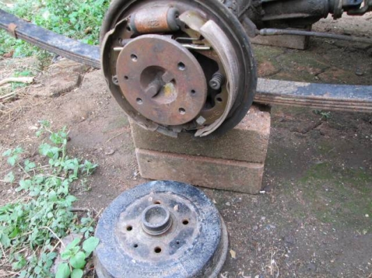 อะไหล่มาสด้า Familia 1000-13000 ทั้งคันขาดเหลือส่วนไหนโทรมาสอบถามได้เลยมีมาตลอด