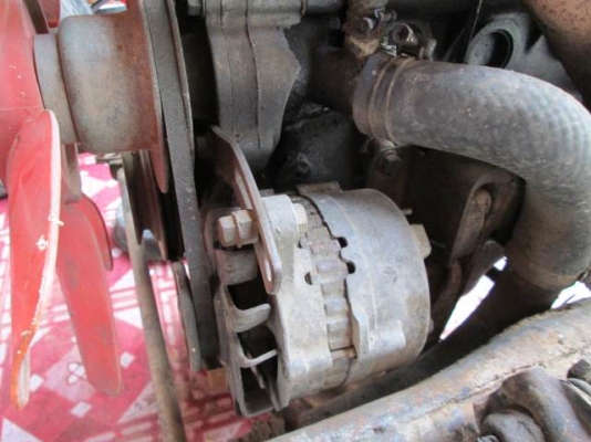 อะไหล่มาสด้า Familia 1000-13000 ทั้งคันขาดเหลือส่วนไหนโทรมาสอบถามได้เลยมีมาตลอด