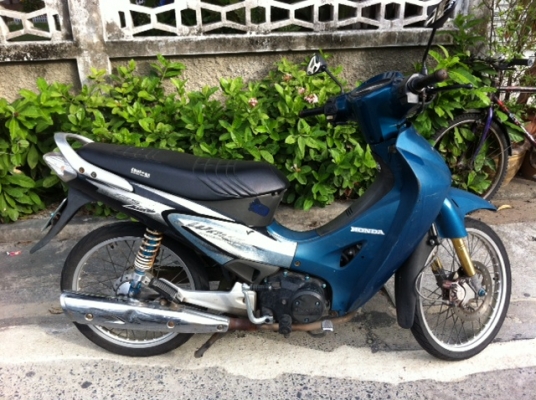 ขาย... Honda Wave 125 ปี 46 พร้อมเล่มทะเบียนครบ ขี่กลับบ้านได้เลย