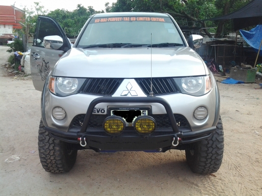 ขายไทรทัน 3.2 4wd TOP