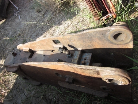 ขาย--หัวกระแทก หัวเจาะ สำหรับรถแบคโฮ PC 120-200 มือสองเก่าญี่ปุ่นแท้ สภาพยังดูสมบูรณ์ เหมาะใช้งานทันที