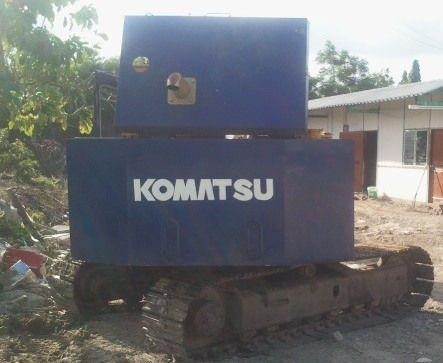 KOMATSU  PC 120-2