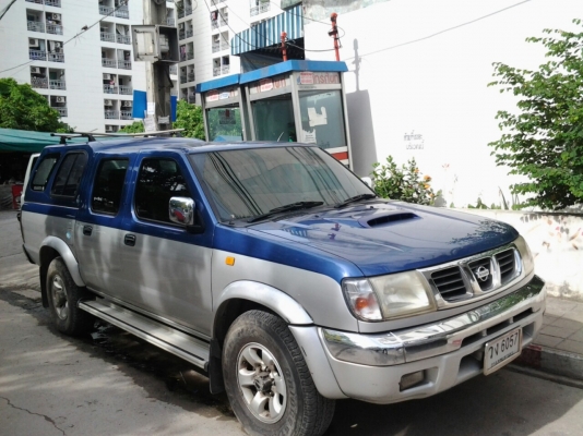 นิสสัน ปี 2002 เครื่อง 2.5 turbo 4WD รถสวย พร้อมขับ สภาพดี