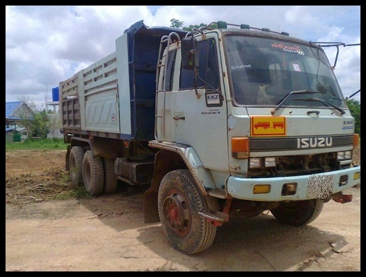 สิบล้ออีซูซุ ร๊อคกี้  นางฟ้า สภาพสวยๆ